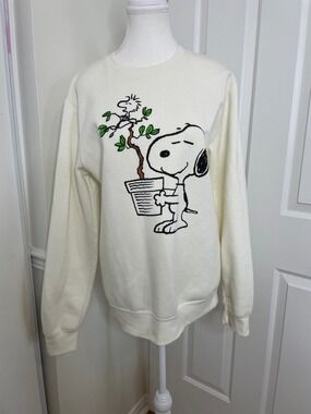 Peanuts Snoopy Bonsai Tree Gardening Sweater S